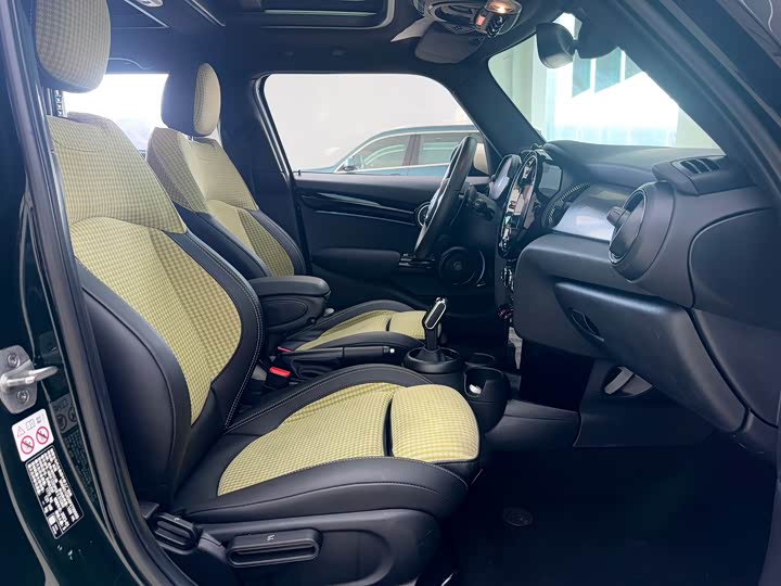 MINI Hatch — фото 12