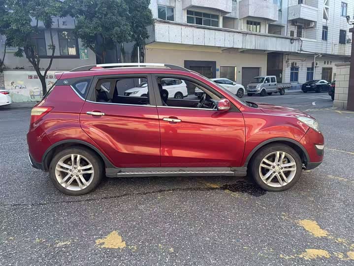 Changan CS35 2015 1.6 L ATLuxury V — фото 4