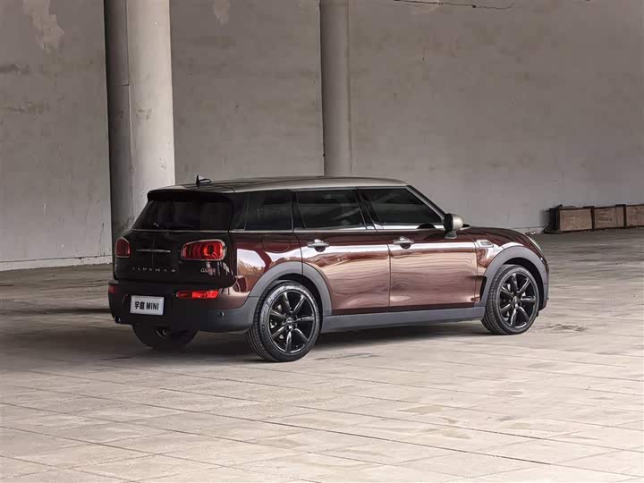 MINI Clubman — фото 2
