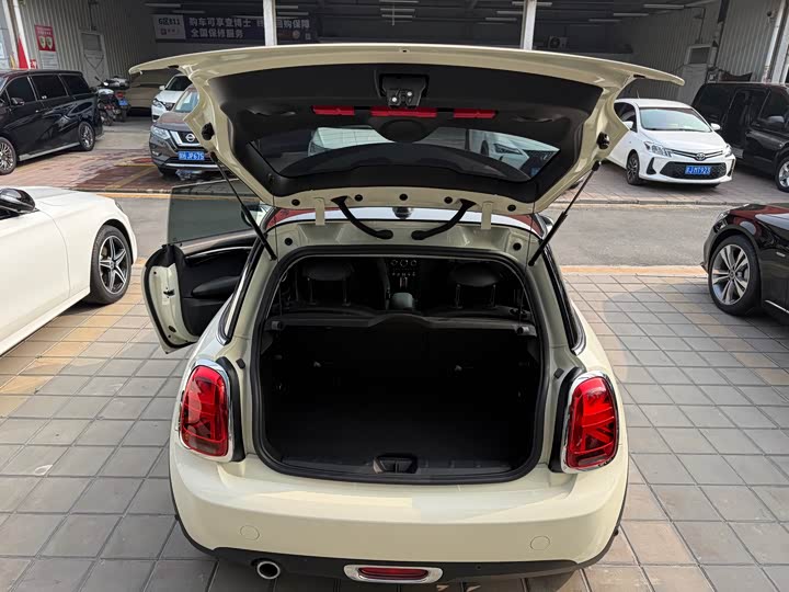 MINI Hatch — фото 12