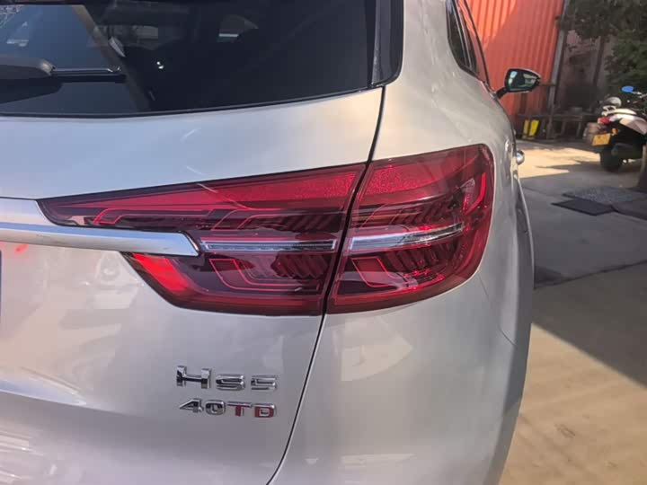 Hongqi HS5 2022 2.0 T 4 WD — фото 8