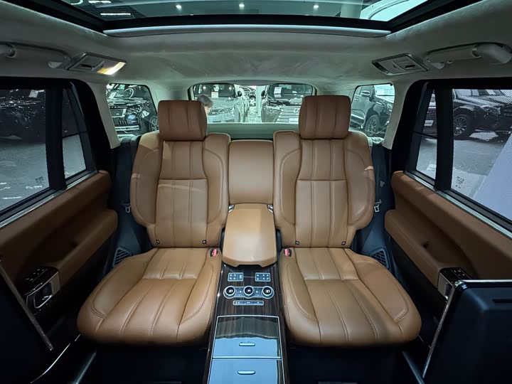 Land Rover Range Rover — фото 18