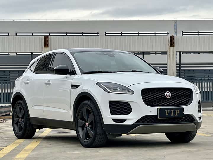 Jaguar E-PACE 2018 P 200 S V — фото 3