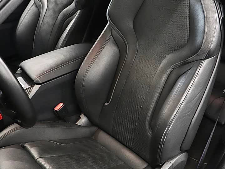 BMW M4 2021 M 4 M x Drive — фото 12