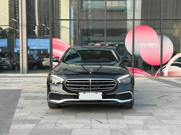 Mercedes-Benz E-Class 2022 E 300 L Luxury — фото 2