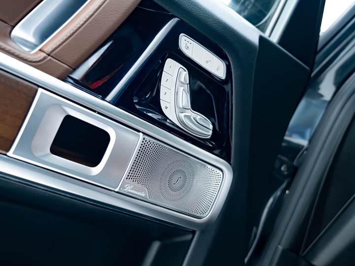 Mercedes-Benz G-Class 2021 G 500 — фото 14