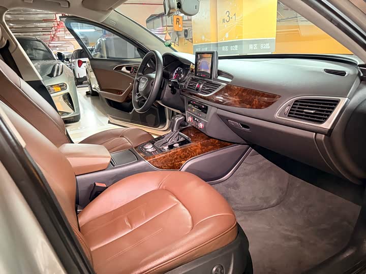 Audi A6L TFSI комфорт — фото 11