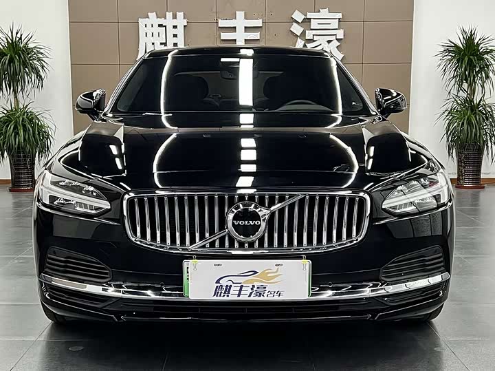 Volvo S90 Hybrid 2024 Hybrid 4 WD — фото 2