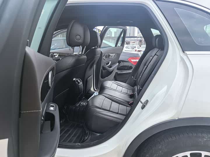 Mercedes-Benz GLC 260 4MATIC динамик — фото 15
