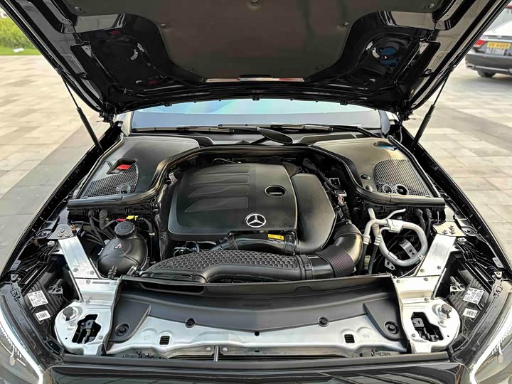 Mercedes-Benz E-Class 2022 E 300 L Luxury — фото 30