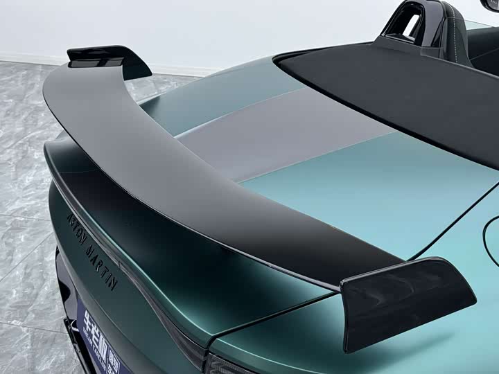 Aston Martin V8 Vantage 2022 4.0 T V 8 F 1 Edition Roadster — фото 29