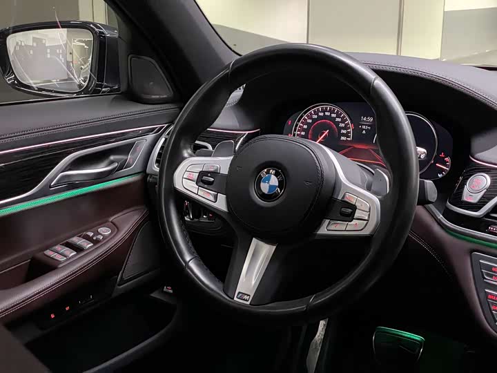 BMW 7-Series 2018 730 Li Leading M — фото 15