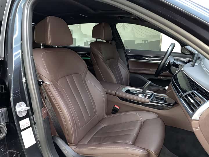 BMW 7-Series 2018 730 Li Leading M — фото 22