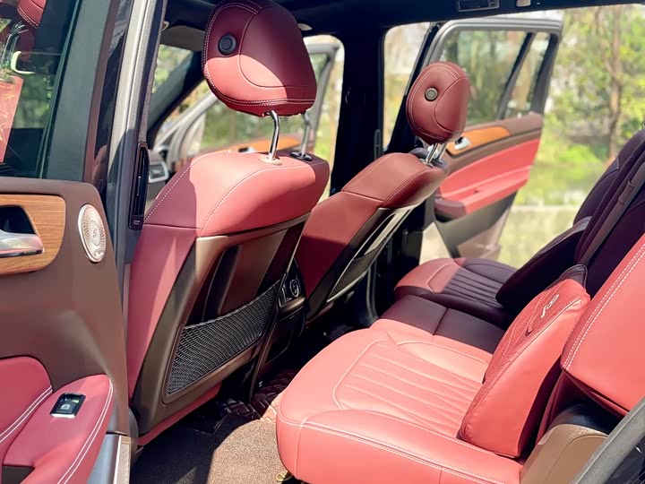Mercedes-Benz GLS 2018 GLS 320 4 MATIC — фото 19