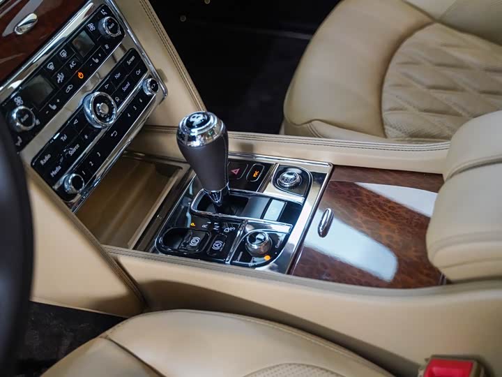 Bentley — фото 14