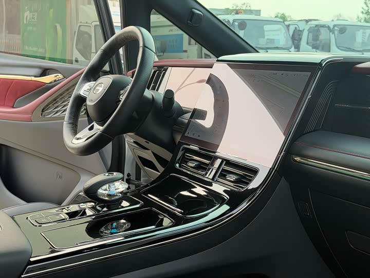 Trumpchi M8 2023 400 T — фото 15