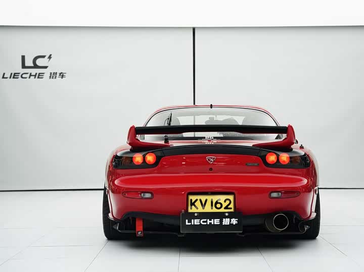 Mazda RX-7 2015 1.6 L MT — фото 17