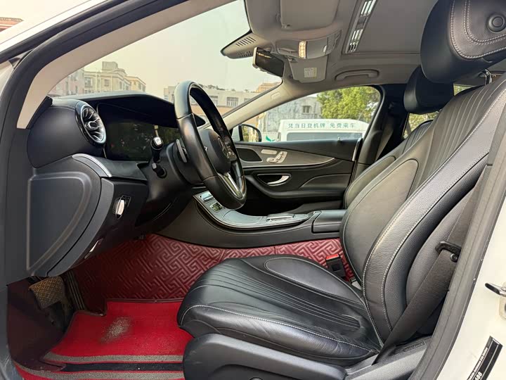 Mercedes-Benz CLS 2020 CLS 300 — фото 5