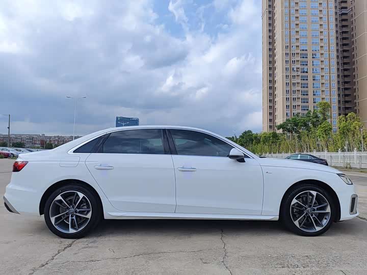 Audi A4L 2020 40 TFSI — фото 5