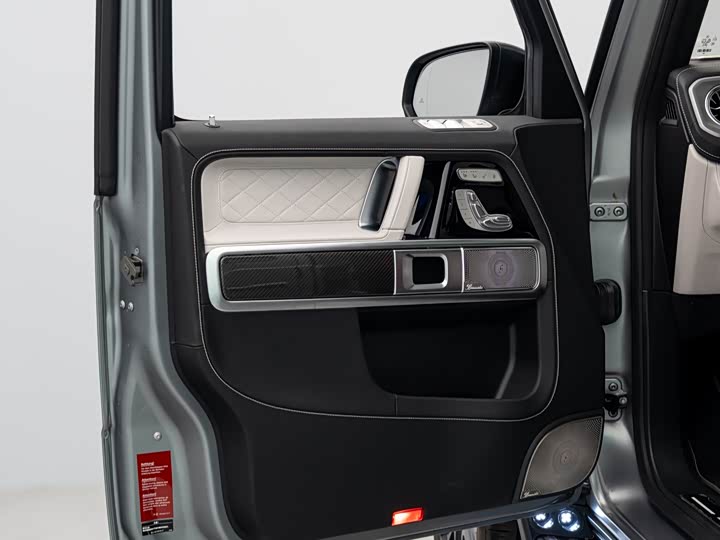 Mercedes-Benz G-Class 2022 AMG G 63 — фото 7