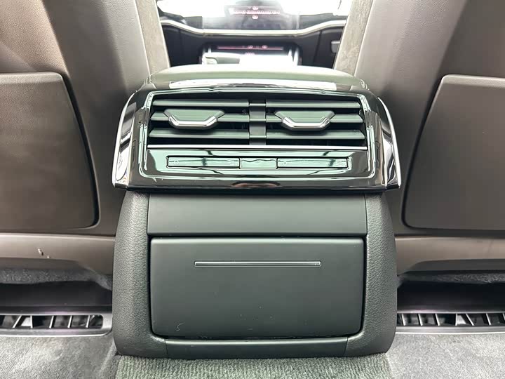 Audi A8 2019 Plus A 8 L 50 TFSI quattro Comfort — фото 15