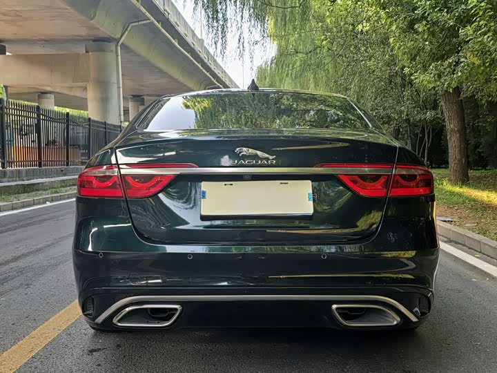 Jaguar XFL 2021 XFL 2.0 T P 250 2 WD — фото 4