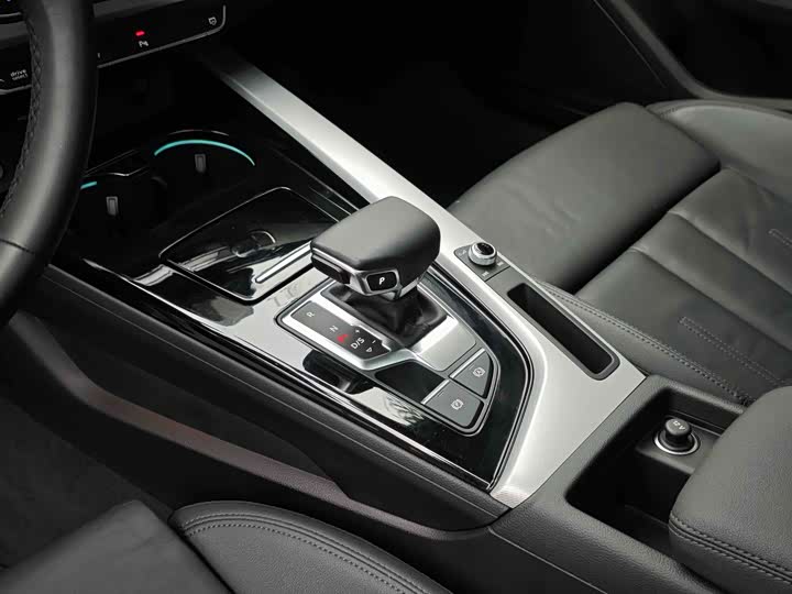 Audi A5 2022 Sportback 40 TFSI — фото 10