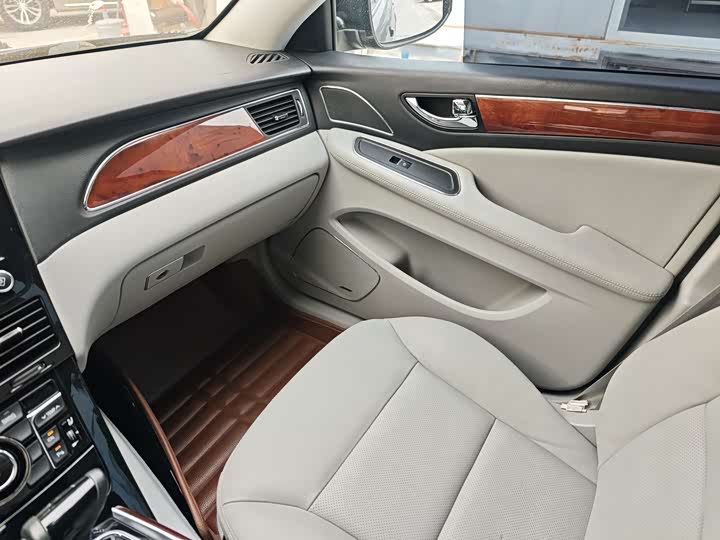 Hongqi H7 2015 2.0 T Luxury — фото 16