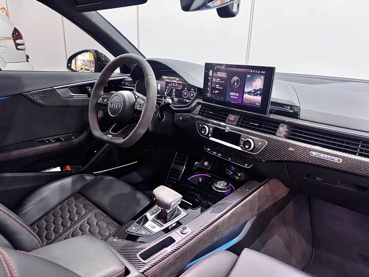 Audi RS4 2024 RS 4 Avant — фото 17