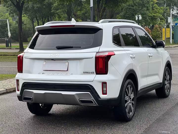 Kia Sportage — фото 5