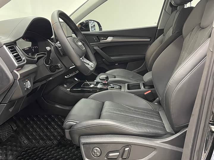 Audi Q5L 2021 40 TFSI — фото 10