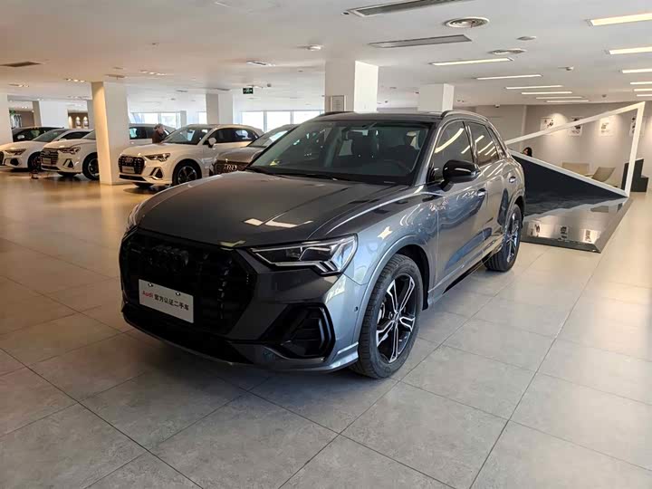 Audi Q3 2021 40 TFSI