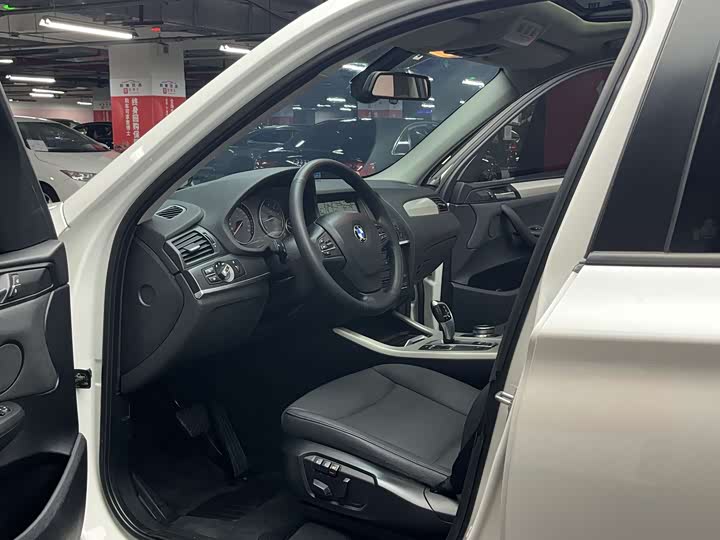 BMW X3 2016 s Drive 20i — фото 10