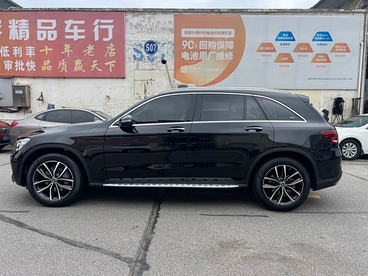 Mercedes-Benz GLC 2021 GLC 300 L 4 MATIC — фото 4