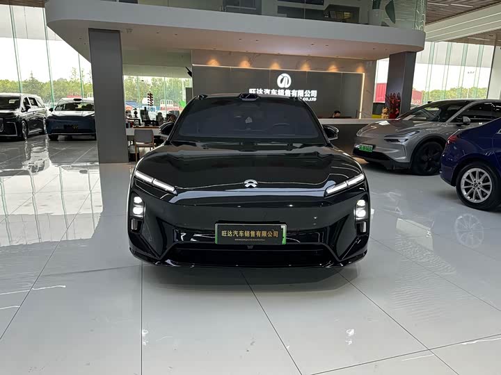 NIO ET5T 2025 75k Wh Touring — фото 2