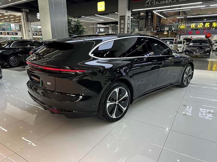 NIO ET5T 2025 75k Wh Touring — фото 24