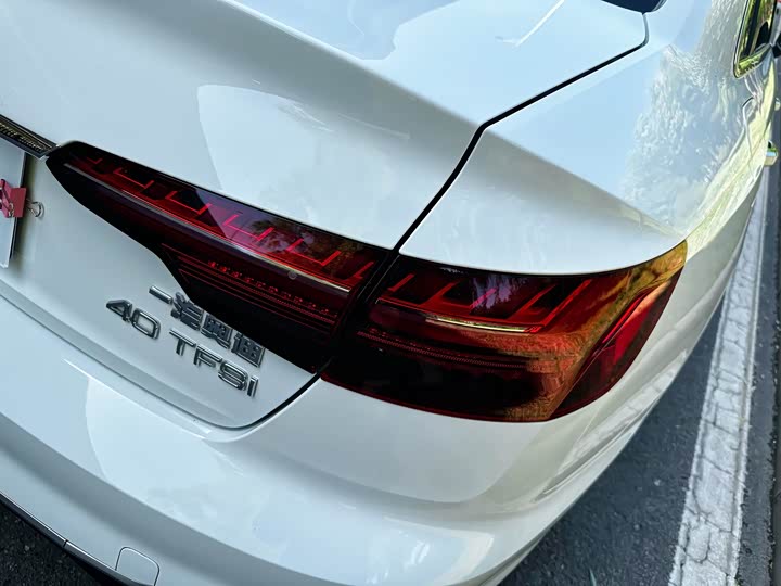 Audi A4L 2023 40 TFSI — фото 11