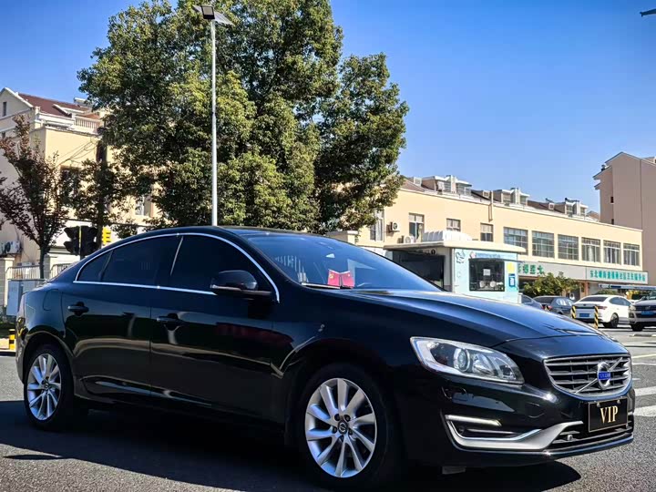 Volvo S60 2015 S 60 L 2.0 T — фото 3