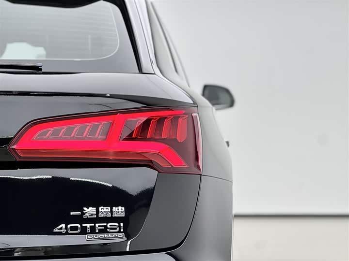 Audi Q5L 2018 40 TFSI V — фото 16