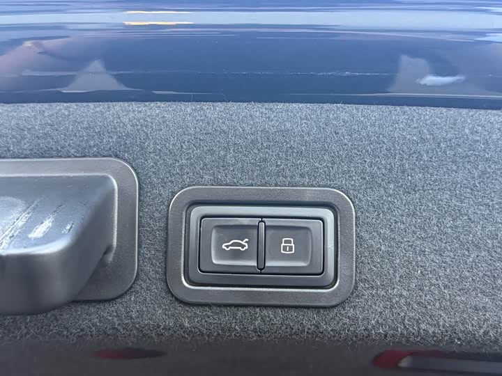 Audi A6L 2016 50 TFSI quattro — фото 34