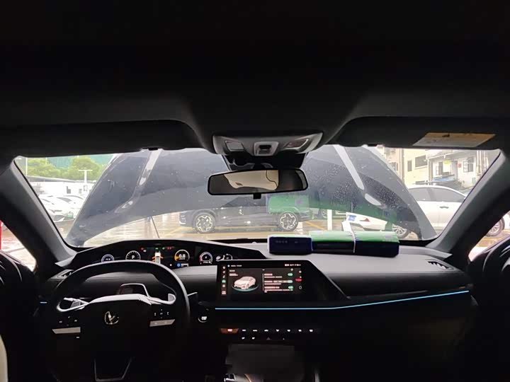 Changan UNI-V 2022 1.5 T — фото 9