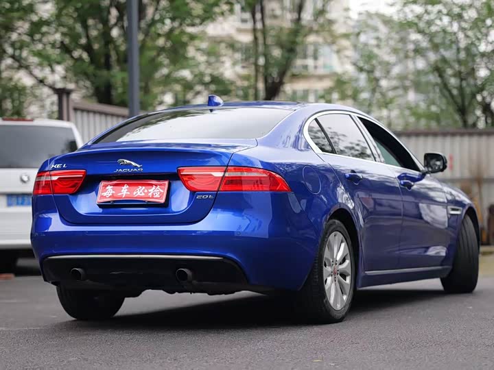 Jaguar XEL 2018 2.0 T 200 PS — фото 11
