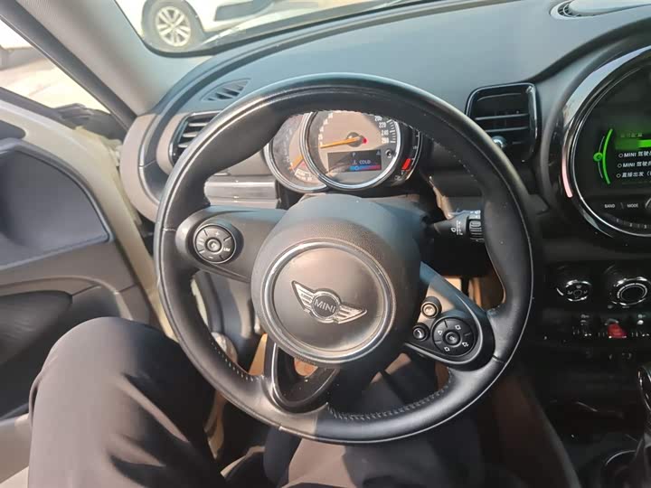 MINI Clubman — фото 11