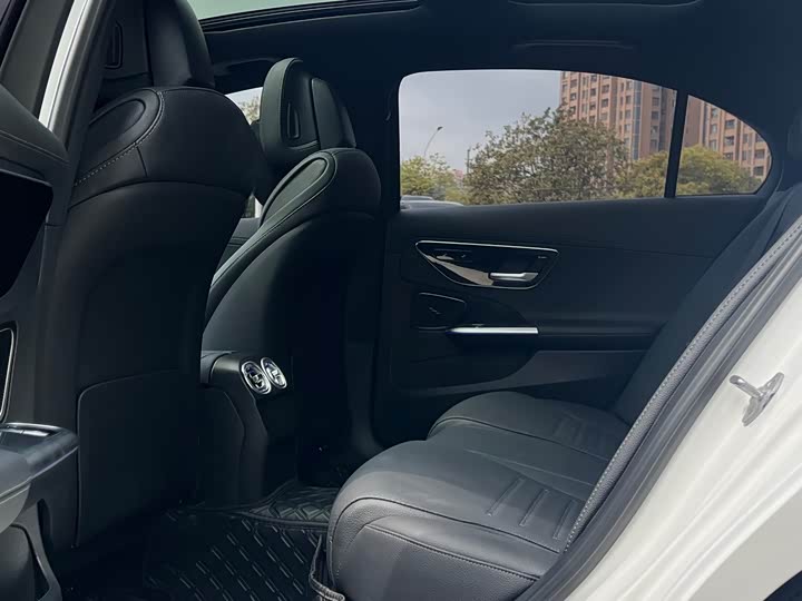 Mercedes-Benz C-Class 2023 C 260 L — фото 7