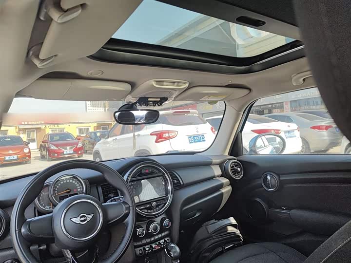 MINI Hatch — фото 18