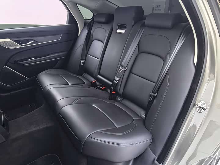 Jaguar XFL 2022 XFL 2.0 T P 200 2 WD — фото 15