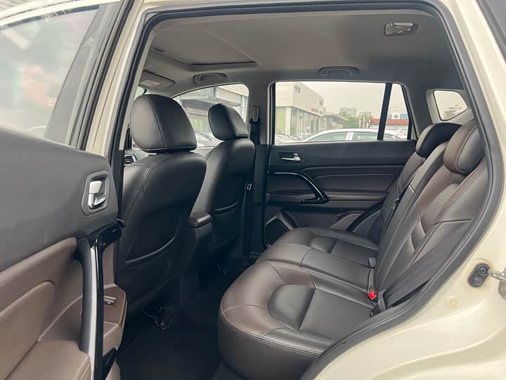 Trumpchi GS4 2016 235 T G-DCT — фото 8