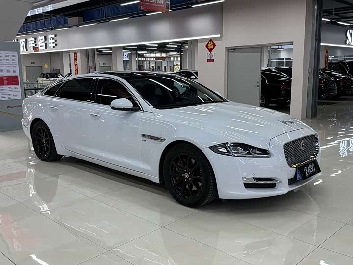 Jaguar XJ 2016 XJL 3.0 SC 2 WD — фото 3