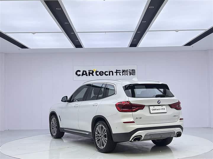 BMW X3 2019 x Drive 28i — фото 6