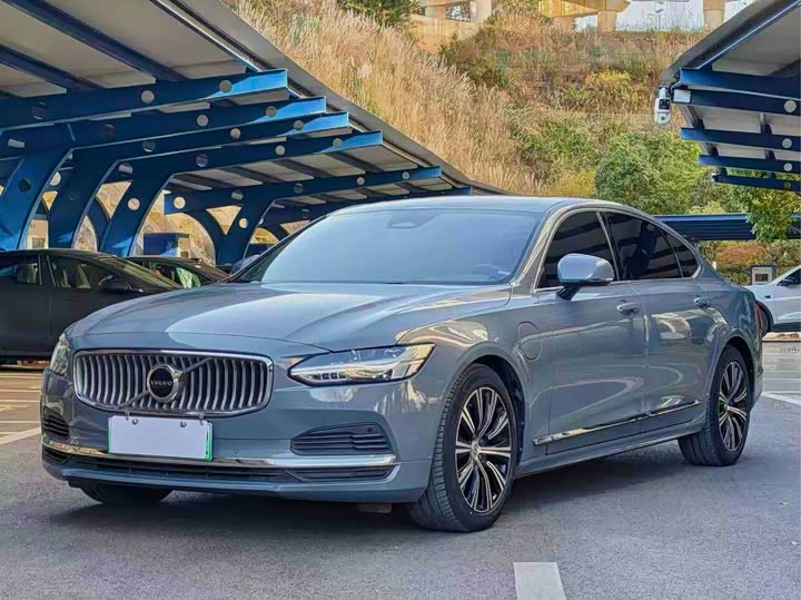 Volvo S90 Hybrid 2022 T 8 E Hybrid — фото 1
